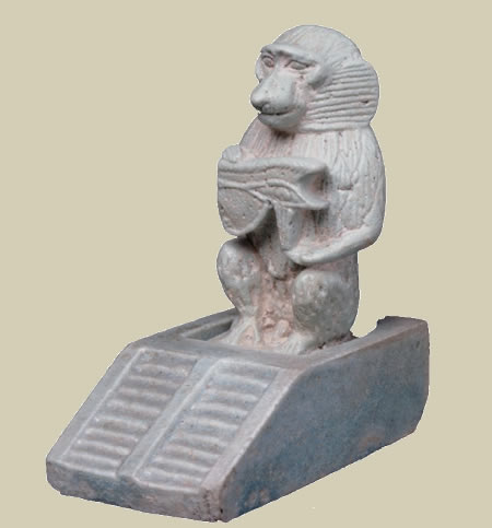 Каждому египетскому богу соотносились и животные,  в облике которых они часто изображаются.
