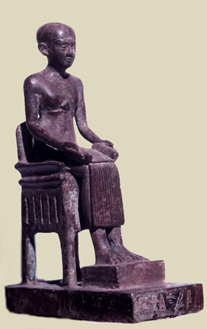 Бронзовая статуэтка обожествленного Имхотепа