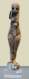 Статуэтка женщины. Известняк. Ок 3600-3250 до н.э. Период Нагада II. Британский музей