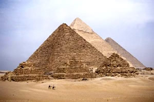Пирамиды Гизы - фотообраз, ставший классическим
