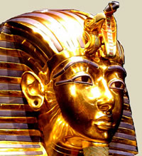 Золотая маска фараона Тутанхамона. Каирский музей