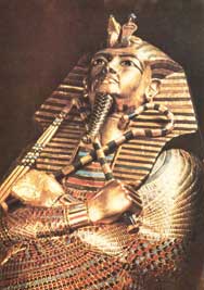 Позолоченный деревянный саркофаг Тутанхамона